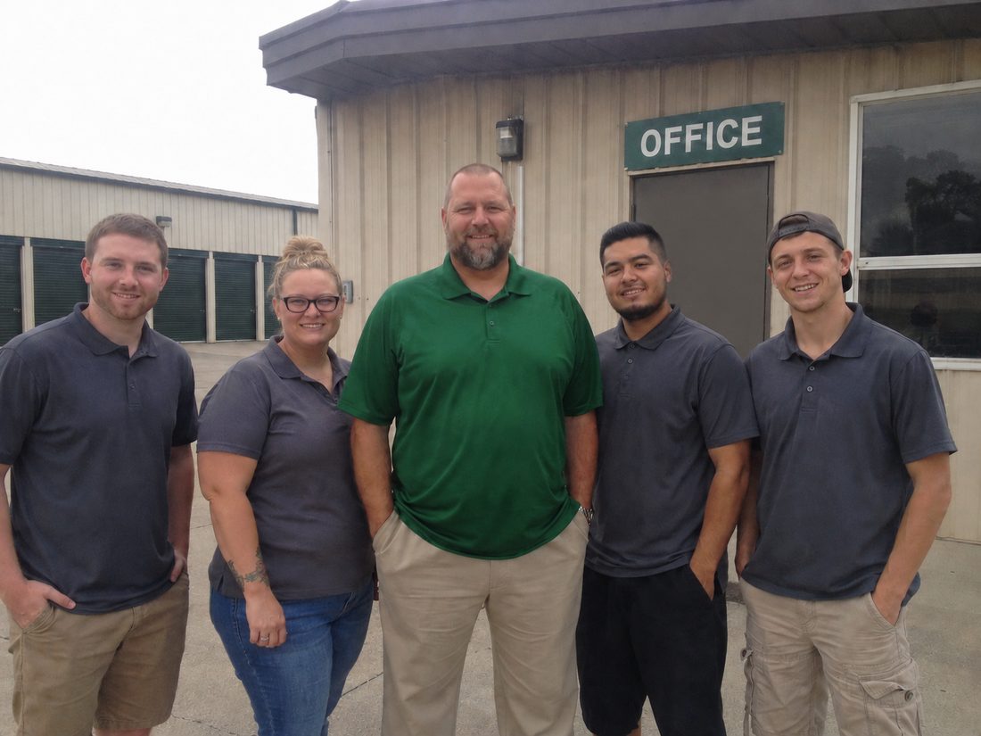 Pest control professionals in Roswell, GA